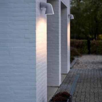 Front Single Lampa zewnętrzna – Styl nowoczesny – kolor biały